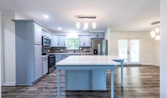 627 Longbow Dr, Albany, GA 31721
