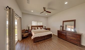 240 Sendero Horse Thief, Alpine, TX 79830