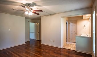 122 Hemlock Rd, Batesville, MS 38606