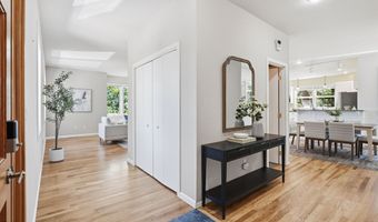 215 Piedmont Dr, Ashland, OR 97520