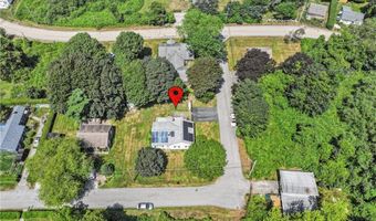 1 Irvings Path, Narragansett, RI 02882