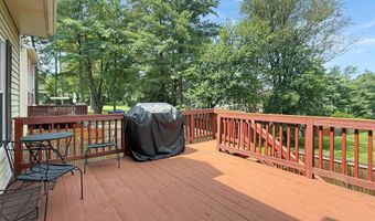 1045 COPPERSTONE Ct, Rockville, MD 20852