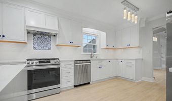 2501 EASTERN POINT Ct, Annapolis, MD 21401