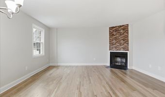 1317 S WALTER REED Dr 17201, Arlington, VA 22204