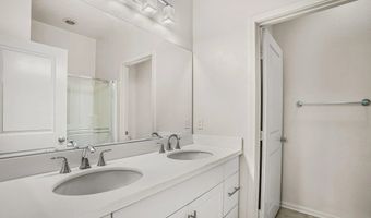 225 Royal Gln 408, Escondido, CA 92025