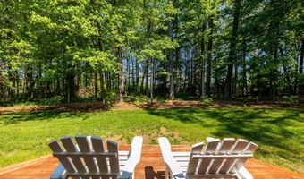 60 Old Wood Rd, Avon, CT 06001