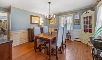 303 Beacon Hill Dr, Cheshire, CT 06410