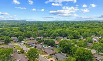 2516 Williamsburg St S, Bartlesville, OK 74006