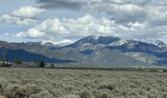 Tierra de los Rios Subdivision lot 13, Arroyo Hondo, NM 87514
