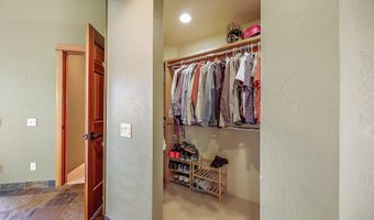 940 Pinecrest Ter, Ashland, OR 97520