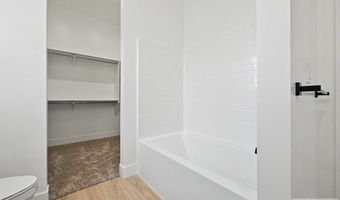 3132 Elixir Rd, Ammon, ID 83406