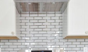 92 W 6Th St, Bayonne, NJ 07002