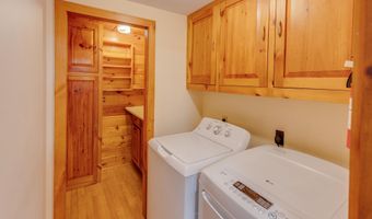 14 Lloyd St, Campton, NH 03223