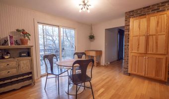 8716 FOUNTAIN GROVE Rd, Amherst, WI 54406