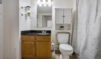 880 N POLLARD St N 923, Arlington, VA 22203