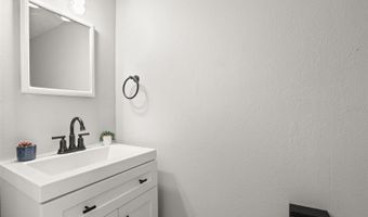 200 ALPINE St, Altamonte Springs, FL 32701