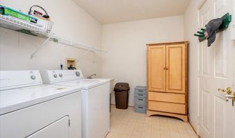 16108 ARROWROOT Ct, Bowie, MD 20716