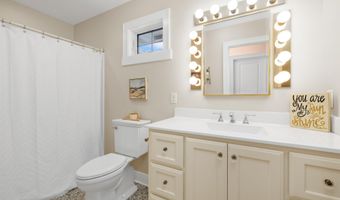 549 Morningstar Rd, Auburn, IN 46706
