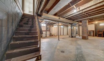 506 5TH St, Armstrong, IA 50514