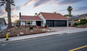25311 Pike Rd, Laguna Hills, CA 92653