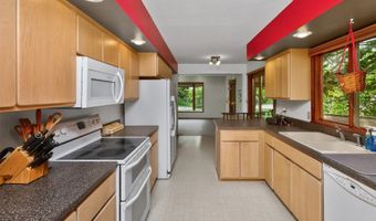 200 Westbend Cir, Ames, IA 50014