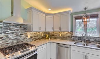 409 Shoreham Dr, Allison Park, PA 15101