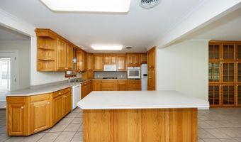 9786 Blackwater Rd, Baker, LA 70714