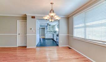 48 Washington Ave, Middletown, NJ 07748