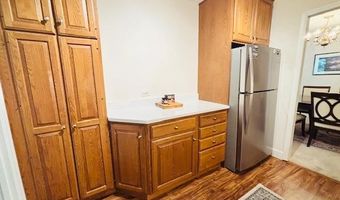 7551 SPRING LAKE Dr D-1, Bethesda, MD 20817