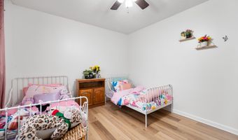 8556 Green Valley Dr, Indianapolis, IN 46217