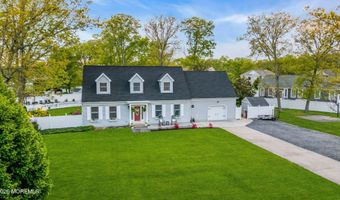 65 Serpentine Dr, Bayville, NJ 08721