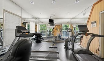 2878 Barclay Way, Ann Arbor, MI 48105