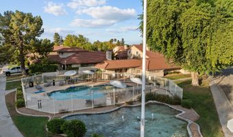 5759 W DRAKE Ct, Chandler, AZ 85226