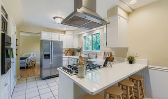 7711 Devonshire Ct, Boulder, CO 80301