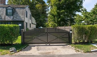 99 Coggeshall Ave 2, Newport, RI 02840