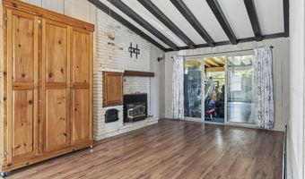 5 Pine St, Augusta, ME 04330