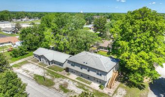 238 E 21st St, Baxter Springs, KS 66713