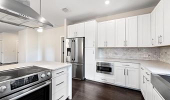 1411 KEY Blvd #305, Arlington, VA 22209