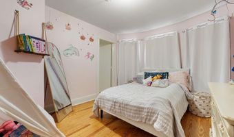 26 E 49TH St, Bayonne, NJ 07002
