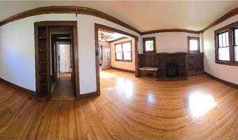 309 5th St SW, Austin, MN 55912