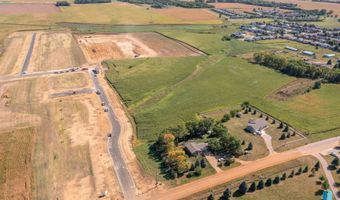 2500 E Chestnut Trl, Brandon, SD 57005