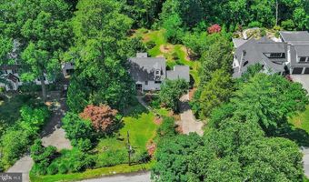 215 WARDOUR Dr, Annapolis, MD 21401