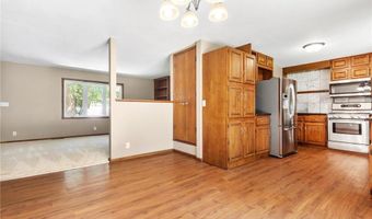 7060 145th St W, Apple Valley, MN 55124