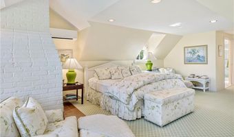 315 Ocean Ave, Newport, RI 02840