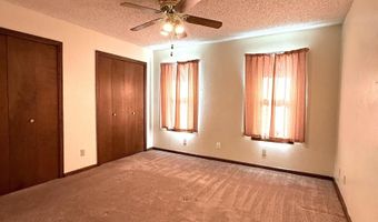 1012 W Castleberry Rd, Artesia, NM 88210