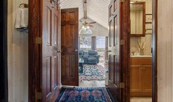 716 Lakeshore Dr, Bennettsville, SC 29512