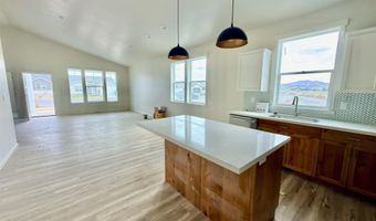 1073 Alpine Ave, Chubbuck, ID 83202