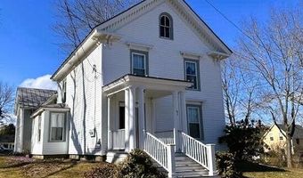 41 Grove St, Belfast, ME 04915