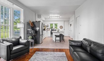 202 Steadwell Rd, Amsterdam, NY 12010