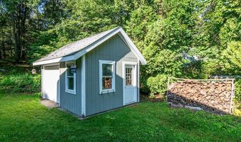 26 High St, North Kingstown, RI 02852